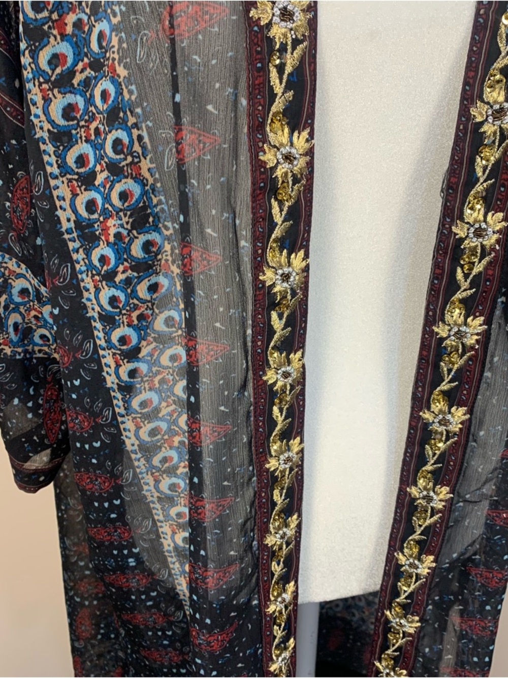 Soft Surroundings Sheer Embroidered Sequin Duster Kimono - Picture 6 of 11